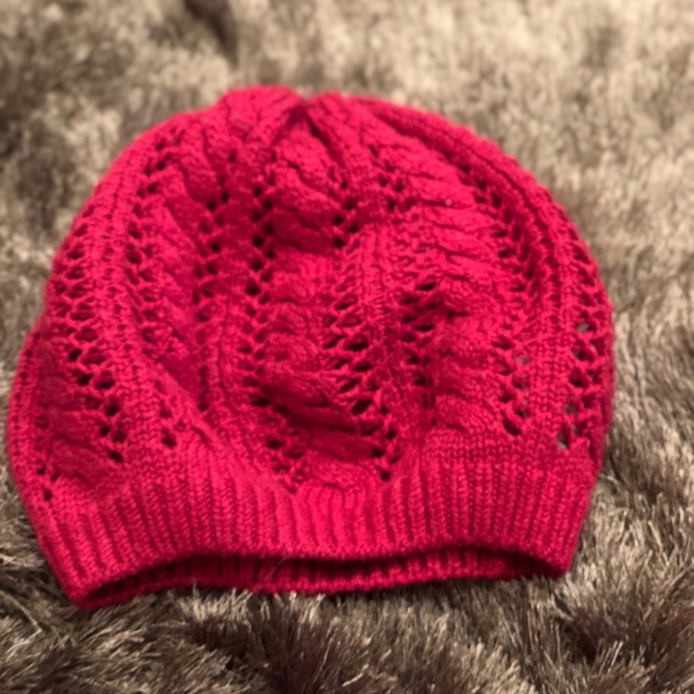 Semi-slouch bright pink knitted hat